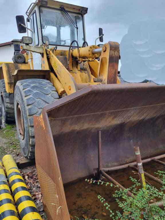 Liebherr L551 – wheel loader / Radlader - Chargeuse sur pneus: photos 1 Liebherr L551 – wheel loader / Radlader - Chargeuse sur pneus: photos 1