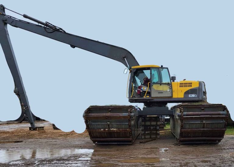 Volvo EC210 CL – Amphibious excavator / Amphibienbagger - Excavatrice amphibie: photos 1 Volvo EC210 CL – Amphibious excavator / Amphibienbagger - Excavatrice amphibie: photos 1