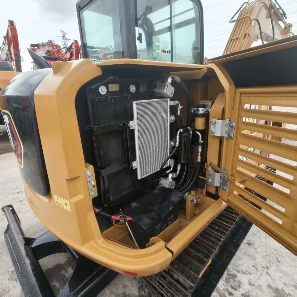 Mini pelle CATERPILLAR 306E2: photos 11 Mini pelle CATERPILLAR 306E2: photos 11