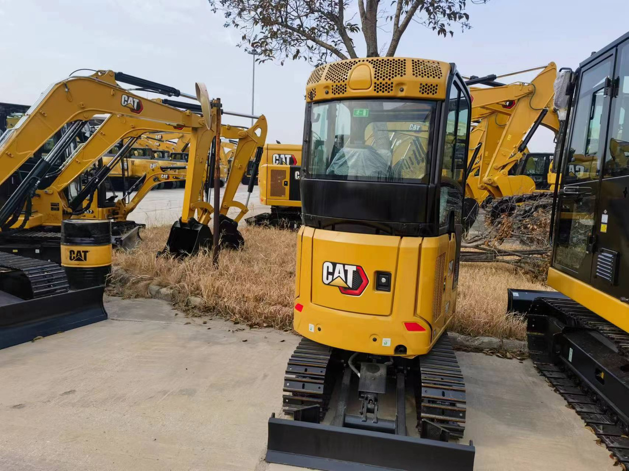 Caterpillar 302 - Pelle sur chenille: photos 5 Caterpillar 302 - Pelle sur chenille: photos 5