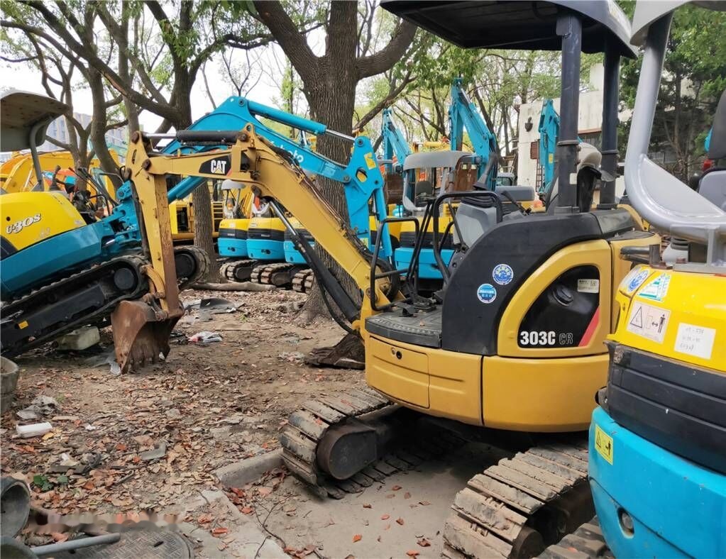 Mini pelle Caterpillar 303CR: photos 6