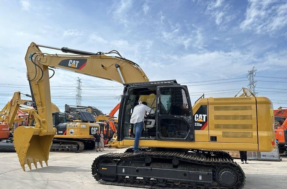 Caterpillar 330GC - Pelle sur chenille: photos 3 Caterpillar 330GC - Pelle sur chenille: photos 3