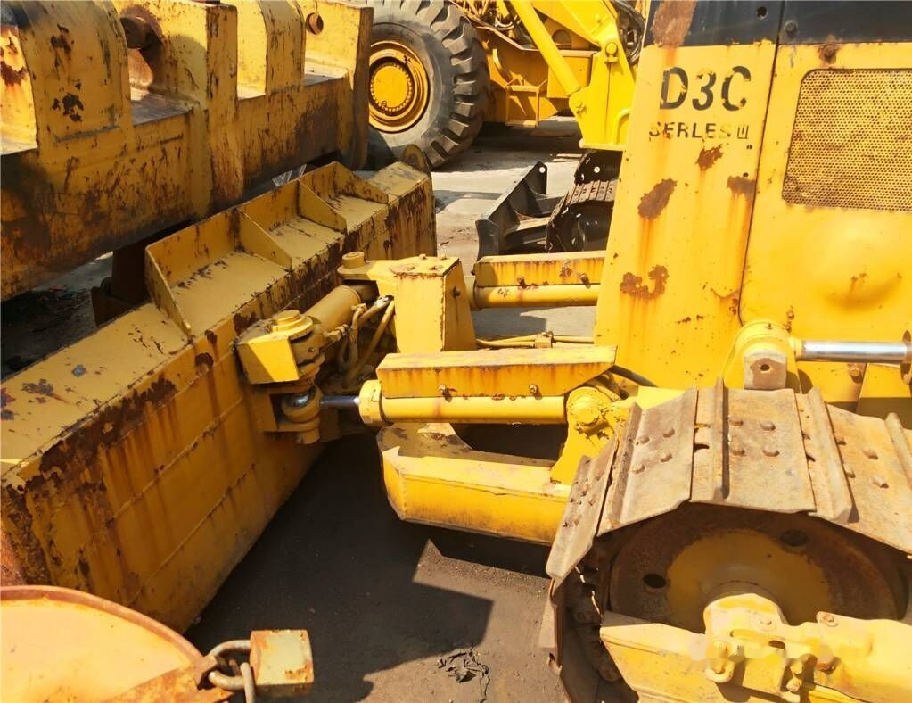 Caterpillar D 3 C - Bulldozer: photos 3 Caterpillar D 3 C - Bulldozer: photos 3