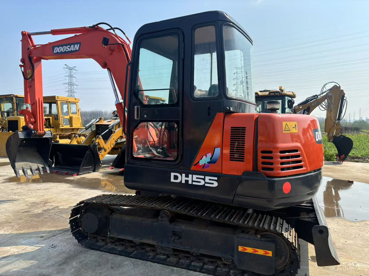 Doosan DH55 - Mini pelle: photos 1 Doosan DH55 - Mini pelle: photos 1