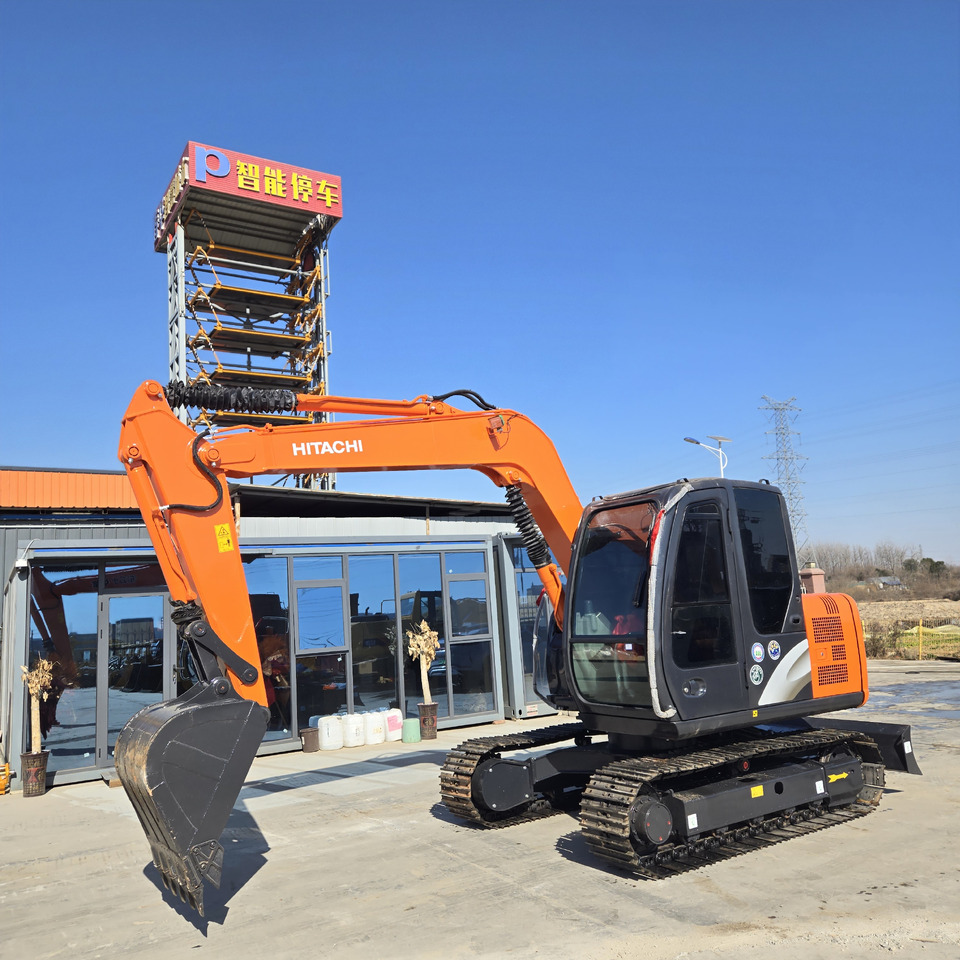 HITACHI ZX70 - Mini pelle: photos 2 HITACHI ZX70 - Mini pelle: photos 2