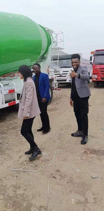 Howo 375 6x4 Tipper Lorry - Camion benne: photos 5 Howo 375 6x4 Tipper Lorry - Camion benne: photos 5