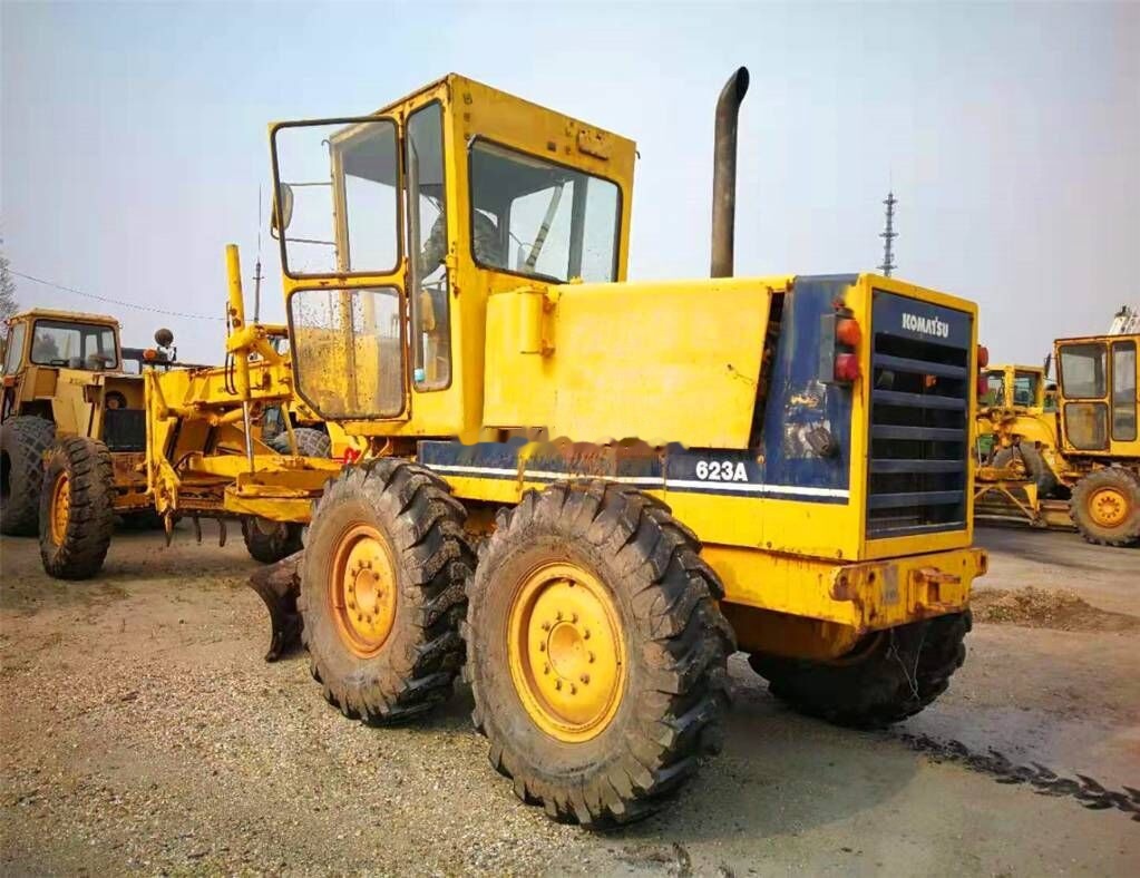 Komatsu GD623A - Niveleuse: photos 4 Komatsu GD623A - Niveleuse: photos 4