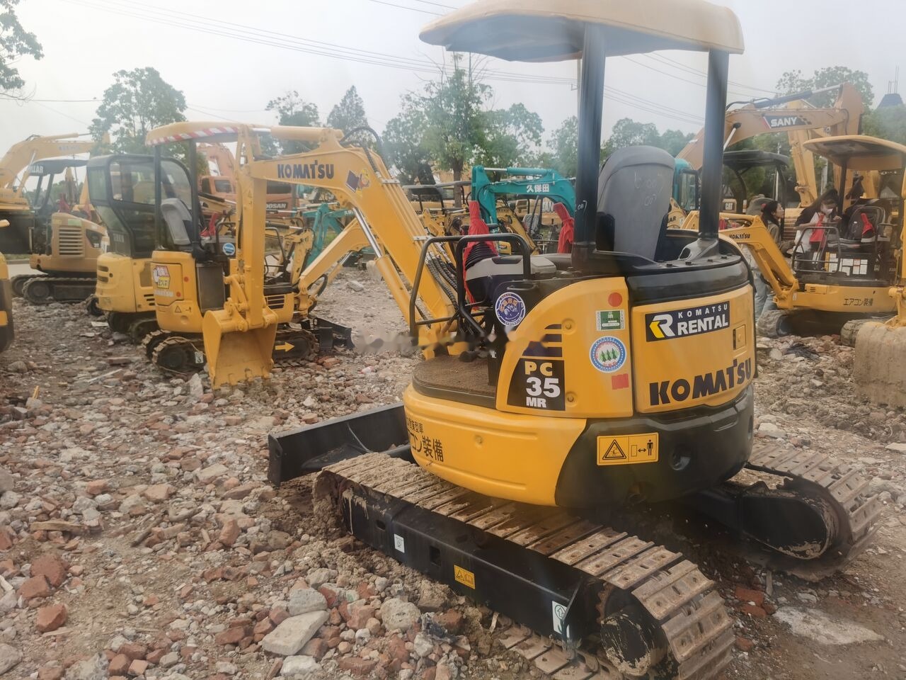 Komatsu PC35MR - Mini pelle: photos 4 Komatsu PC35MR - Mini pelle: photos 4