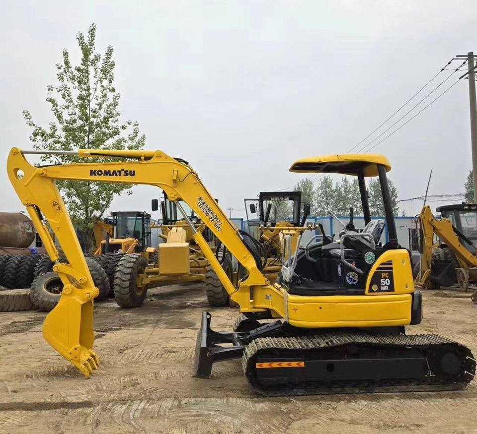 Komatsu PC50MR with canopy - Mini pelle: photos 1 Komatsu PC50MR with canopy - Mini pelle: photos 1
