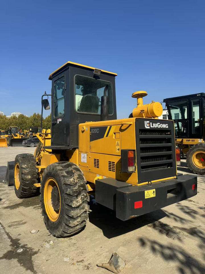 LIUGONG 820C - Chargeuse sur pneus: photos 2 LIUGONG 820C - Chargeuse sur pneus: photos 2