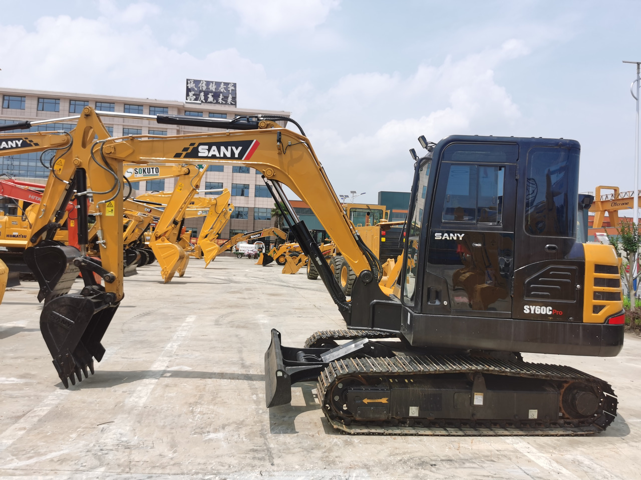 SANY SY60C - Mini pelle: photos 3 SANY SY60C - Mini pelle: photos 3
