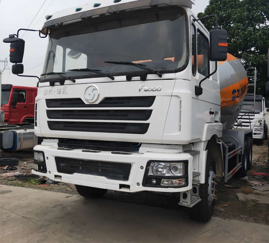 Shacman F3000 - Camion malaxeur: photos 1 Shacman F3000 - Camion malaxeur: photos 1