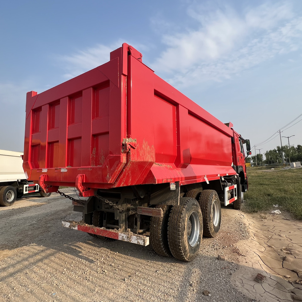 Sinotruk HOWO 371 6*4 Dump truck - Camion benne: photos 2 Sinotruk HOWO 371 6*4 Dump truck - Camion benne: photos 2