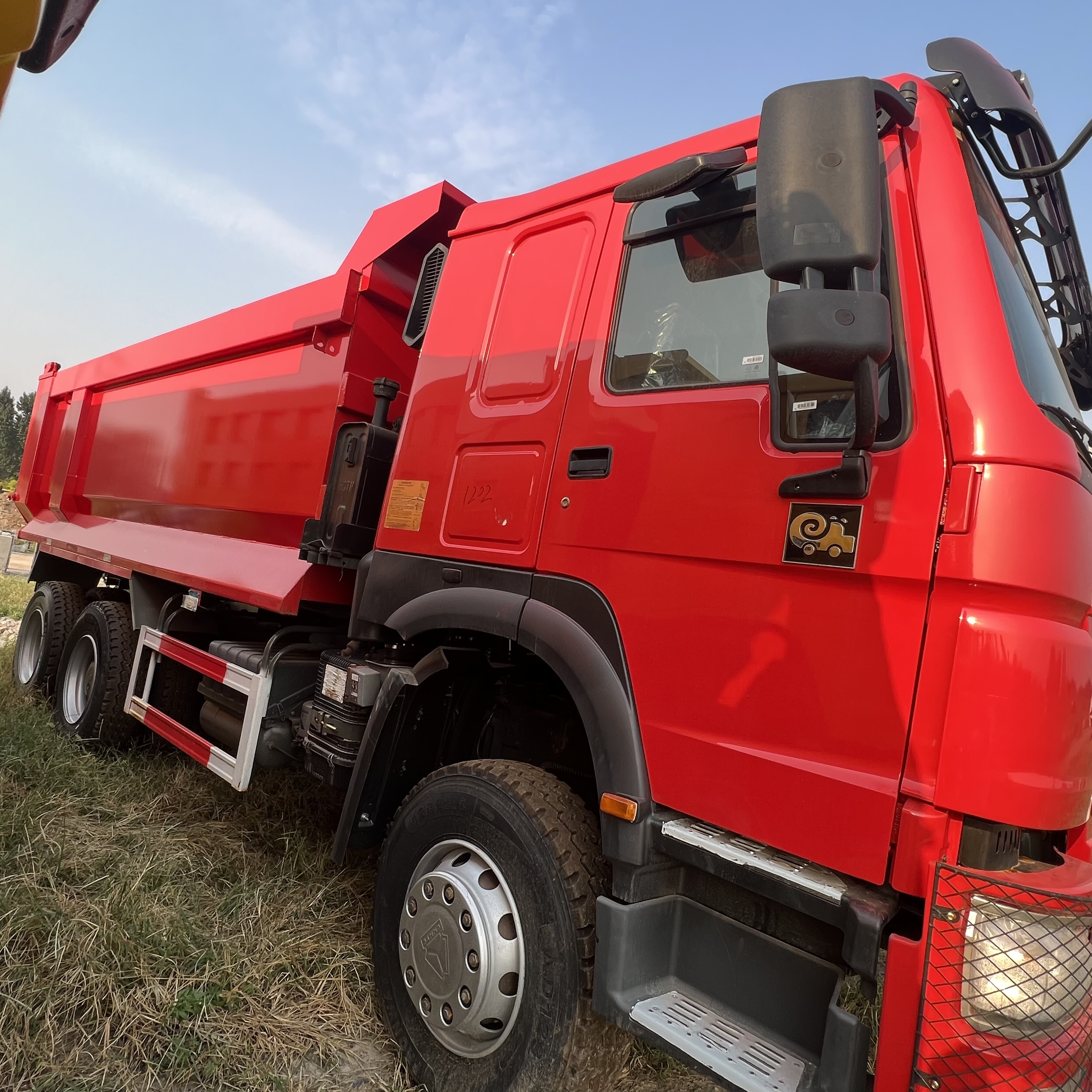 Sinotruk HOWO 371 6*4 Dump truck - Camion benne: photos 2 Sinotruk HOWO 371 6*4 Dump truck - Camion benne: photos 2