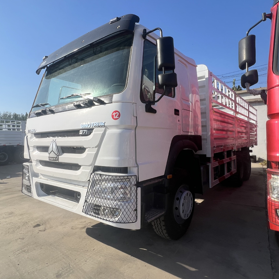 Camion plateau Sinotruk HOWO 371 6*4 Fence truck: photos 6