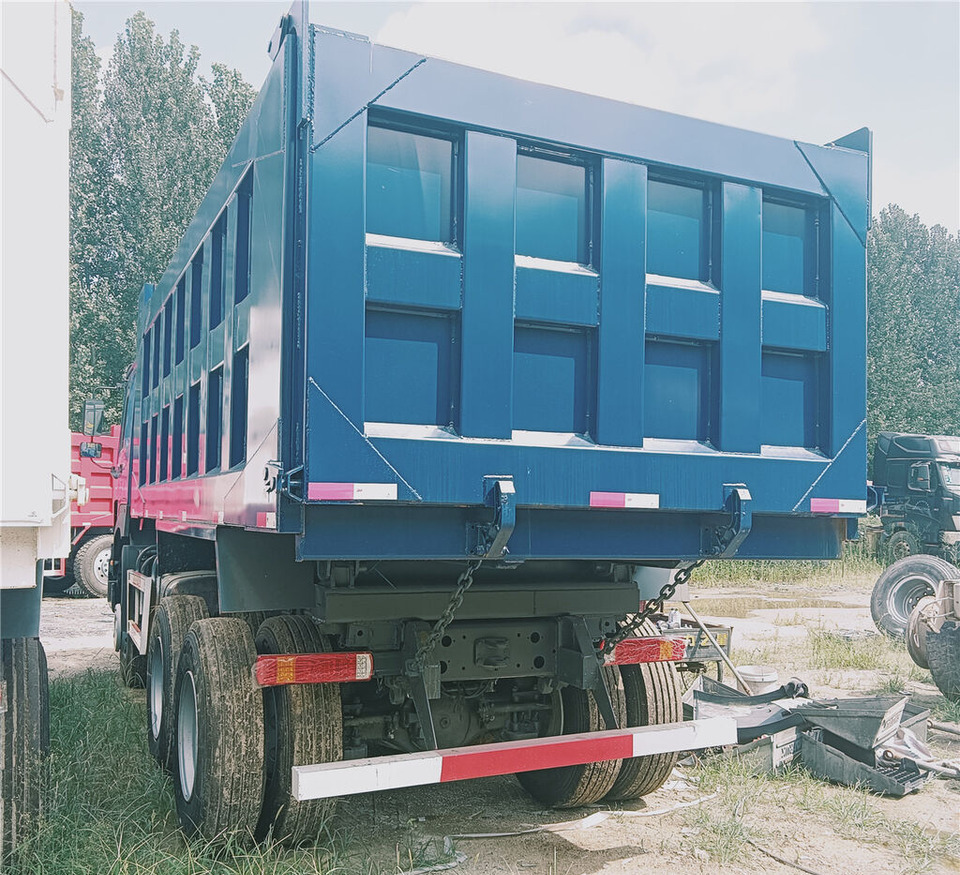 Sinotruk HOWO 6*4 Dump truck - Camion benne: photos 5 Sinotruk HOWO 6*4 Dump truck - Camion benne: photos 5