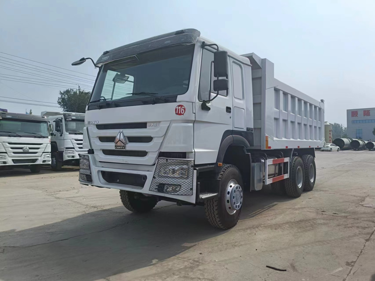 Sinotruk HOWO 6*4 Dump truck - Camion benne: photos 1 Sinotruk HOWO 6*4 Dump truck - Camion benne: photos 1