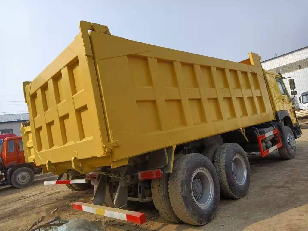 Sinotruk HOWO 6*4 Dump truck - Camion benne: photos 5 Sinotruk HOWO 6*4 Dump truck - Camion benne: photos 5