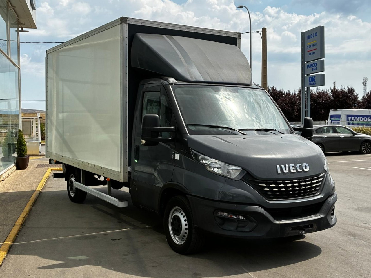 Caja cerrada IVECO 35C16 20m3 - Fourgon grand volume: photos 3 Caja cerrada IVECO 35C16 20m3 - Fourgon grand volume: photos 3