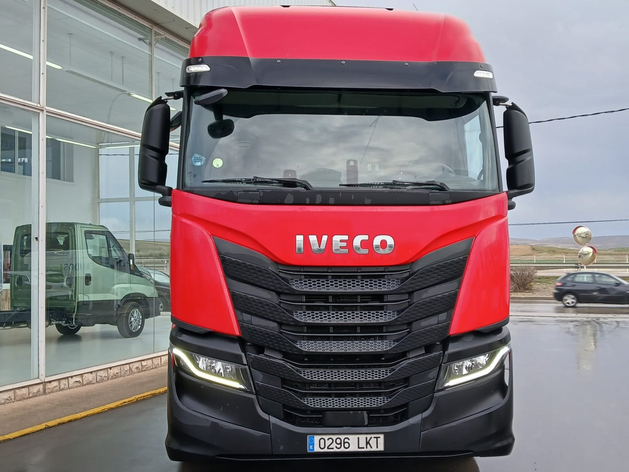 Cabeza Tractora IVECO 460 AUTOMATICO CON INTARDER - Tracteur routier: photos 2 Cabeza Tractora IVECO 460 AUTOMATICO CON INTARDER - Tracteur routier: photos 2