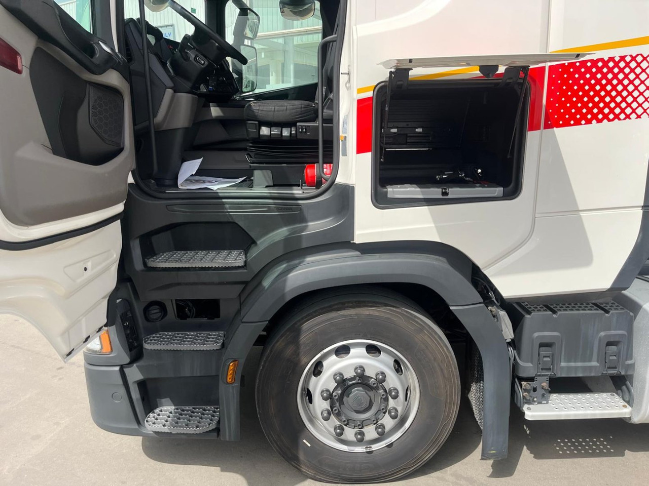 Cabeza Tractora Scania R500 AUTOMATICO-INTARDER - Tracteur routier: photos 5 Cabeza Tractora Scania R500 AUTOMATICO-INTARDER - Tracteur routier: photos 5