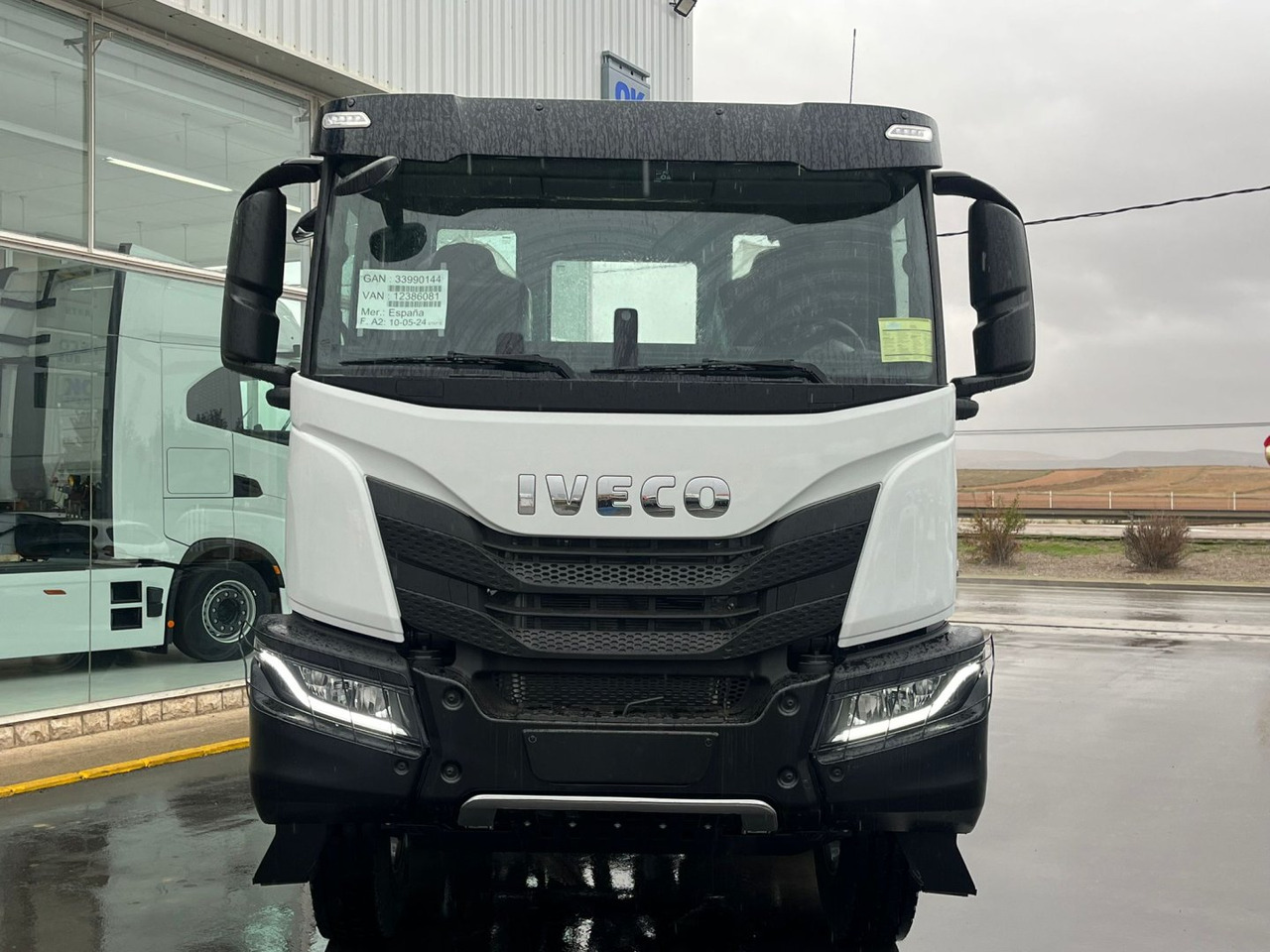 Volquete/Dumper IVECO T-WAY 510cv 8X4 - Châssis cabine: photos 2 Volquete/Dumper IVECO T-WAY 510cv 8X4 - Châssis cabine: photos 2