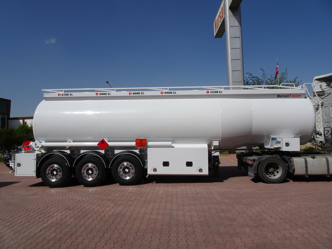 NURSAN Aluminium Tanker - Semi-remorque citerne: photos 3 NURSAN Aluminium Tanker - Semi-remorque citerne: photos 3