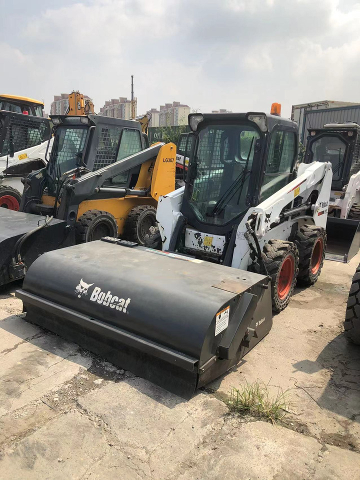 Mini chargeuse BOBCAT S550: photos 1
