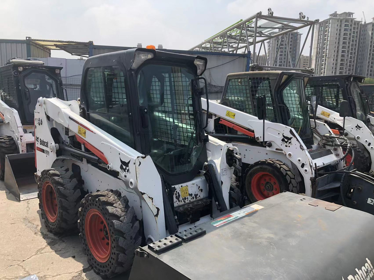 BOBCAT S550 - Mini chargeuse: photos 5 BOBCAT S550 - Mini chargeuse: photos 5