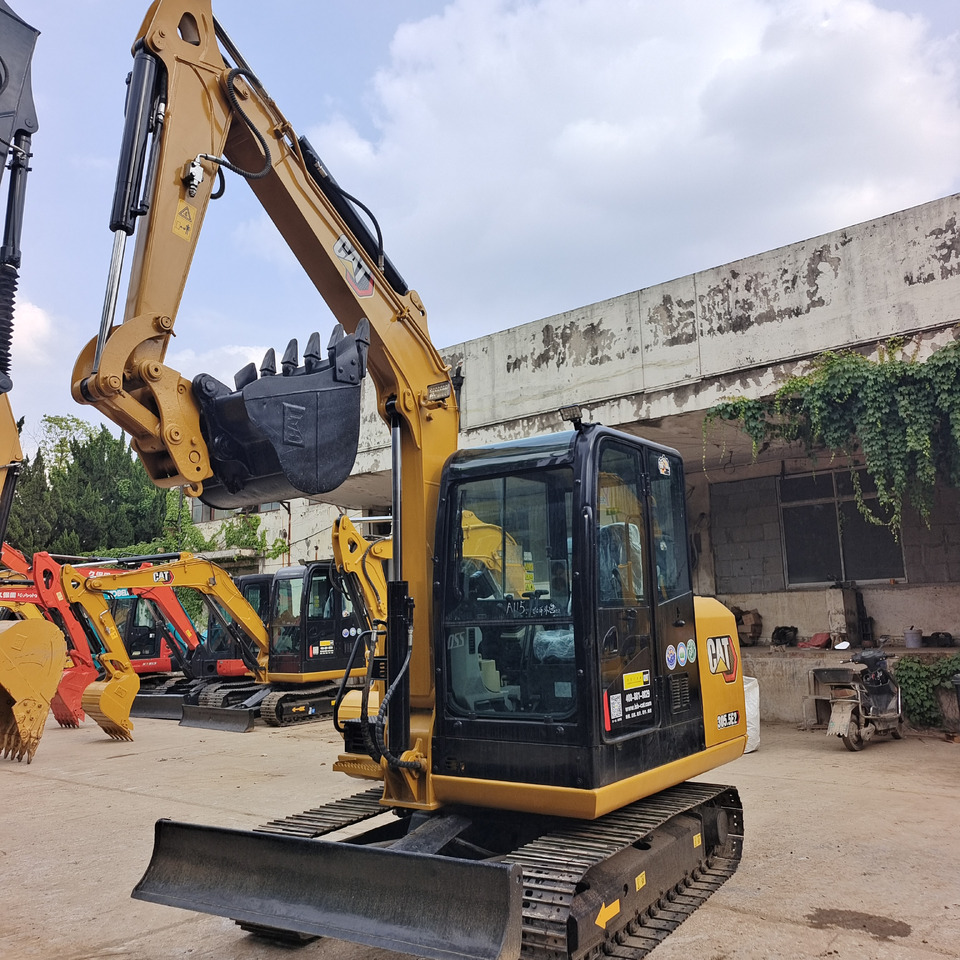 CAT 305.5E2 - Mini pelle: photos 2 CAT 305.5E2 - Mini pelle: photos 2
