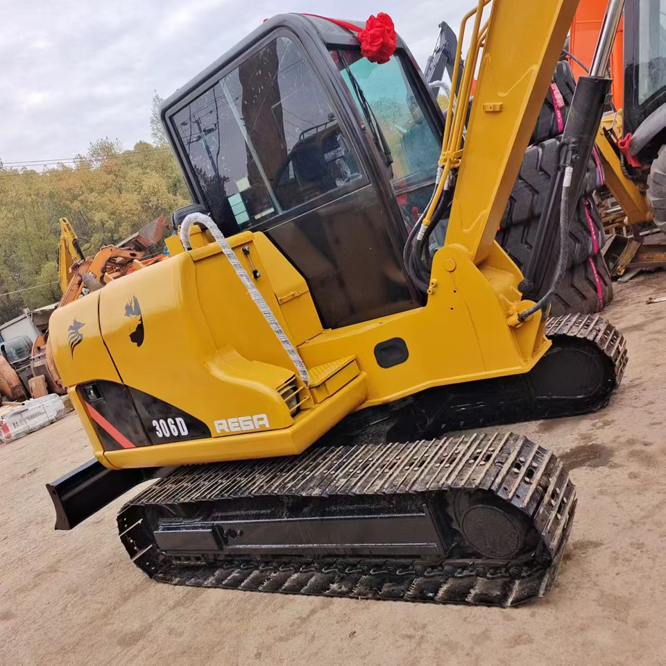CAT 306 D - Mini pelle: photos 3 CAT 306 D - Mini pelle: photos 3