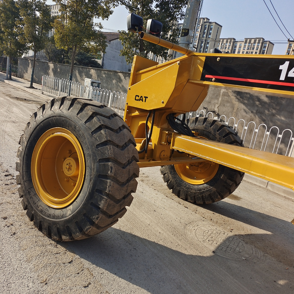 CATERPILLAR 140H CAT 140K 140G - Niveleuse: photos 2 CATERPILLAR 140H CAT 140K 140G - Niveleuse: photos 2