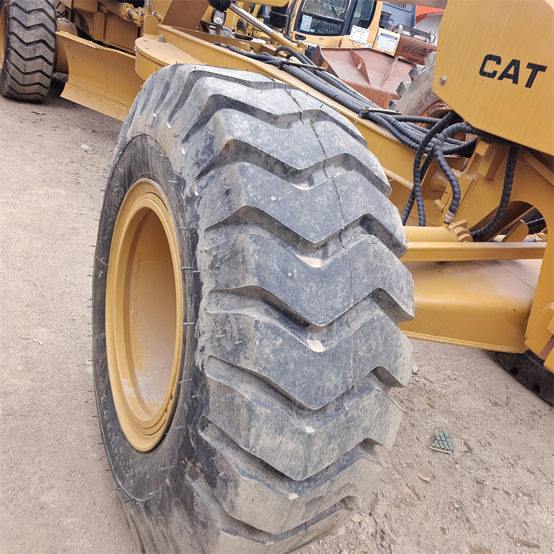 CATERPILLAR 140H CAT 140K 140G - Niveleuse: photos 3 CATERPILLAR 140H CAT 140K 140G - Niveleuse: photos 3