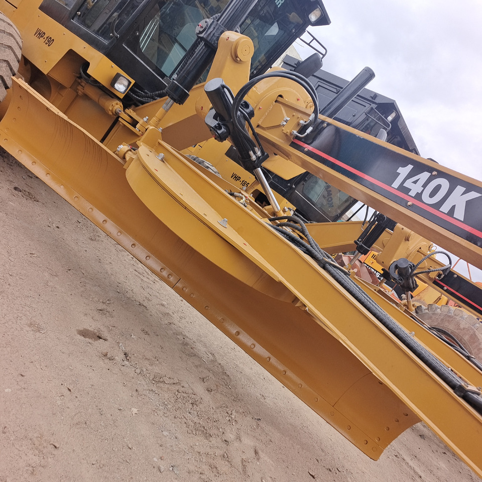 CATERPILLAR 140K CAT 140H 140G - Niveleuse: photos 3 CATERPILLAR 140K CAT 140H 140G - Niveleuse: photos 3