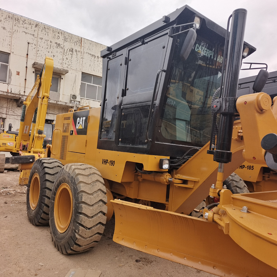 CATERPILLAR 140K CAT 140H 140G - Niveleuse: photos 4 CATERPILLAR 140K CAT 140H 140G - Niveleuse: photos 4