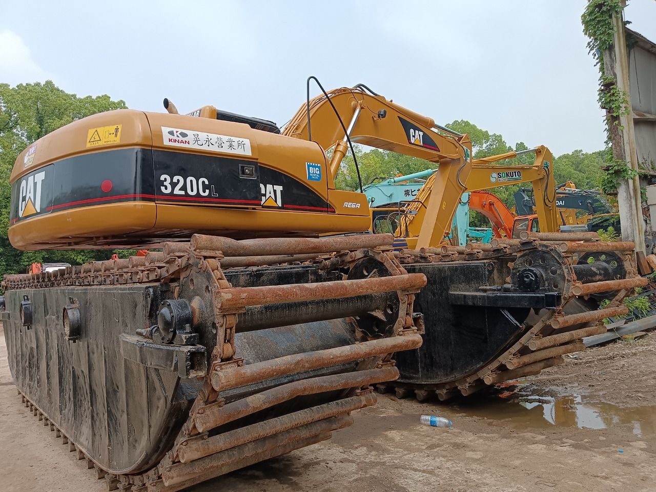 CATERPILLAR 320CL CAT 320 DREDGER - Excavatrice amphibie: photos 2 CATERPILLAR 320CL CAT 320 DREDGER - Excavatrice amphibie: photos 2