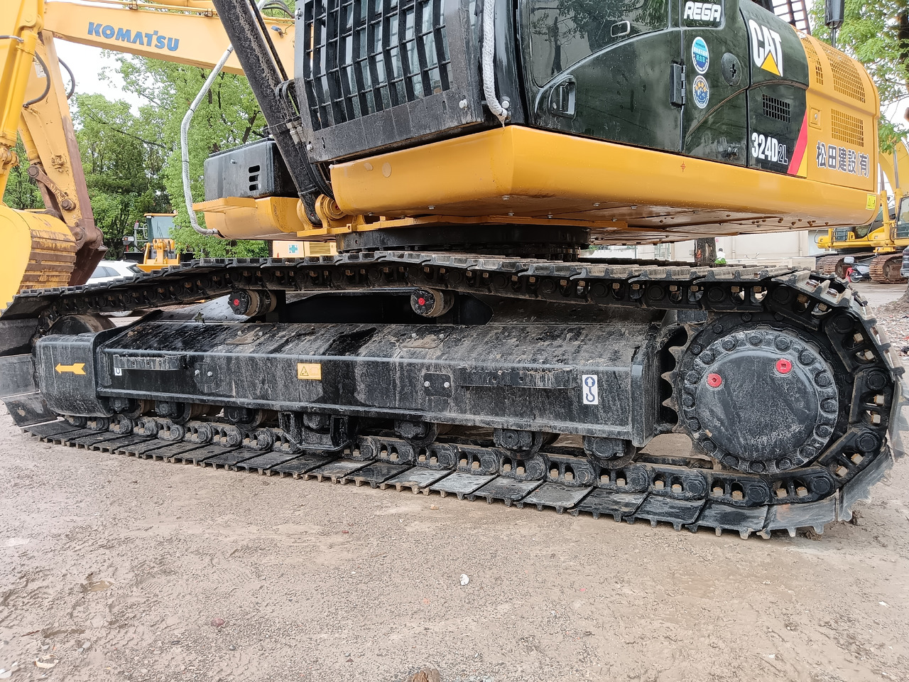 CATERPILLAR 324D 2 L - Pelle sur chenille: photos 3 CATERPILLAR 324D 2 L - Pelle sur chenille: photos 3