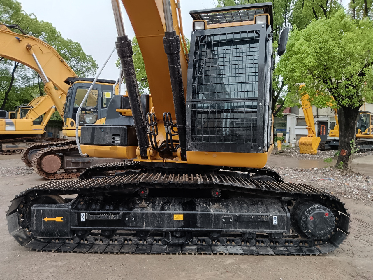CATERPILLAR 324D 2 L - Pelle sur chenille: photos 4 CATERPILLAR 324D 2 L - Pelle sur chenille: photos 4