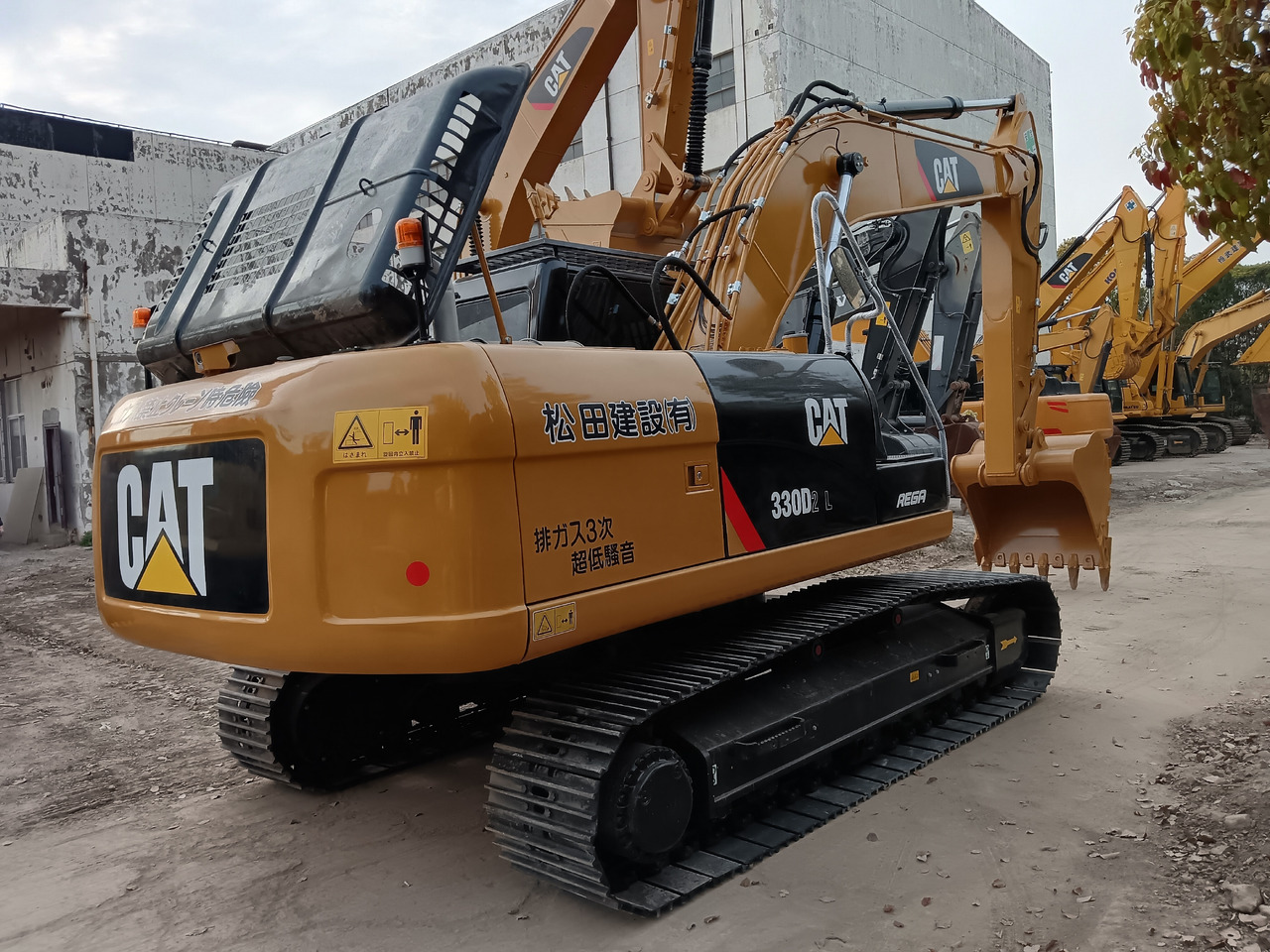 CATERPILLAR 330 D2L CAT330D2L - Pelle sur chenille: photos 4 CATERPILLAR 330 D2L CAT330D2L - Pelle sur chenille: photos 4