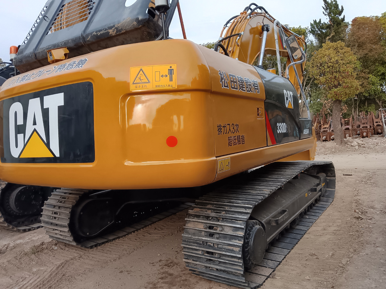 CATERPILLAR 330 D2L CAT330D2L - Pelle sur chenille: photos 3 CATERPILLAR 330 D2L CAT330D2L - Pelle sur chenille: photos 3