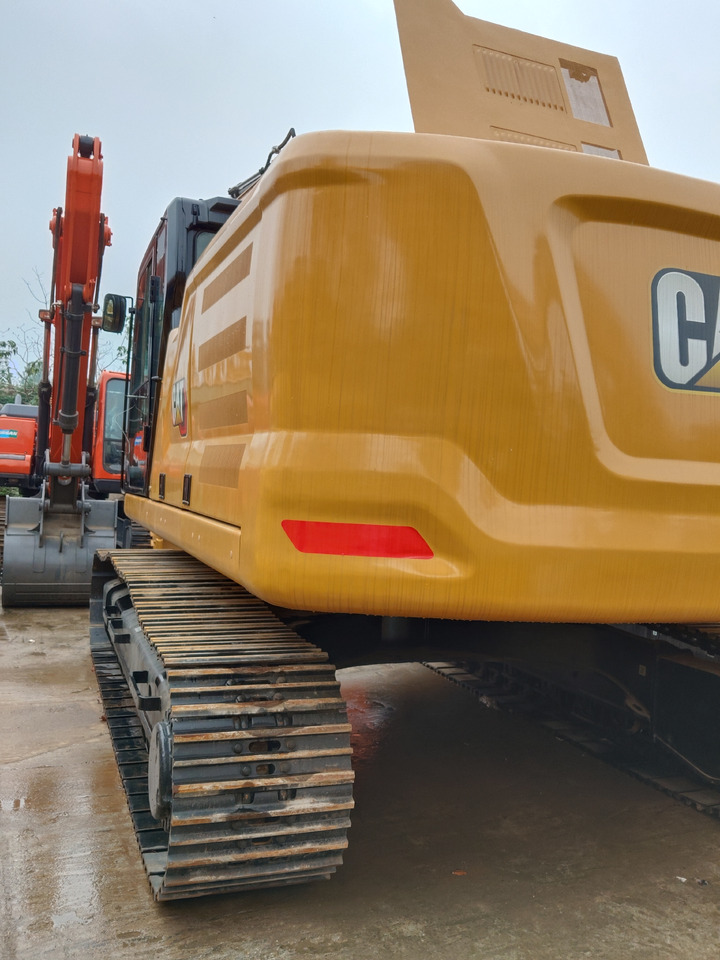 CATERPILLAR 330GC - Pelle sur chenille: photos 4 CATERPILLAR 330GC - Pelle sur chenille: photos 4