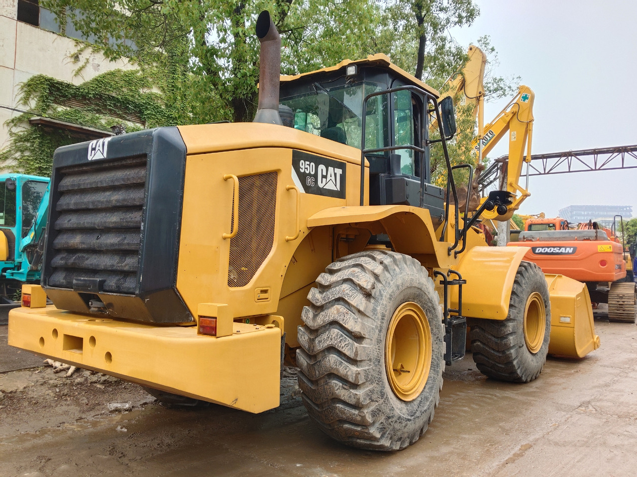 CATERPILLAR 950GC CAT 950 GC - Chargeuse sur pneus: photos 1 CATERPILLAR 950GC CAT 950 GC - Chargeuse sur pneus: photos 1