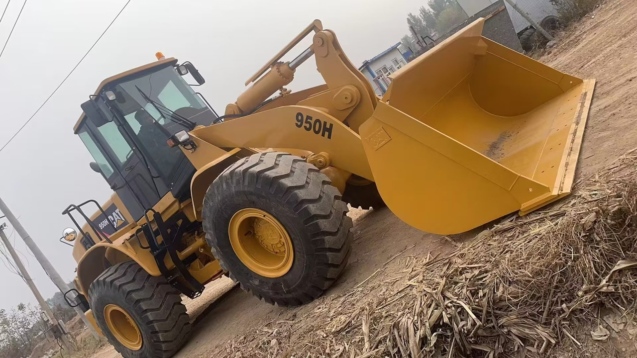 CATERPILLAR 950H CAT 966H 950GC - Chargeuse sur pneus: photos 1 CATERPILLAR 950H CAT 966H 950GC - Chargeuse sur pneus: photos 1