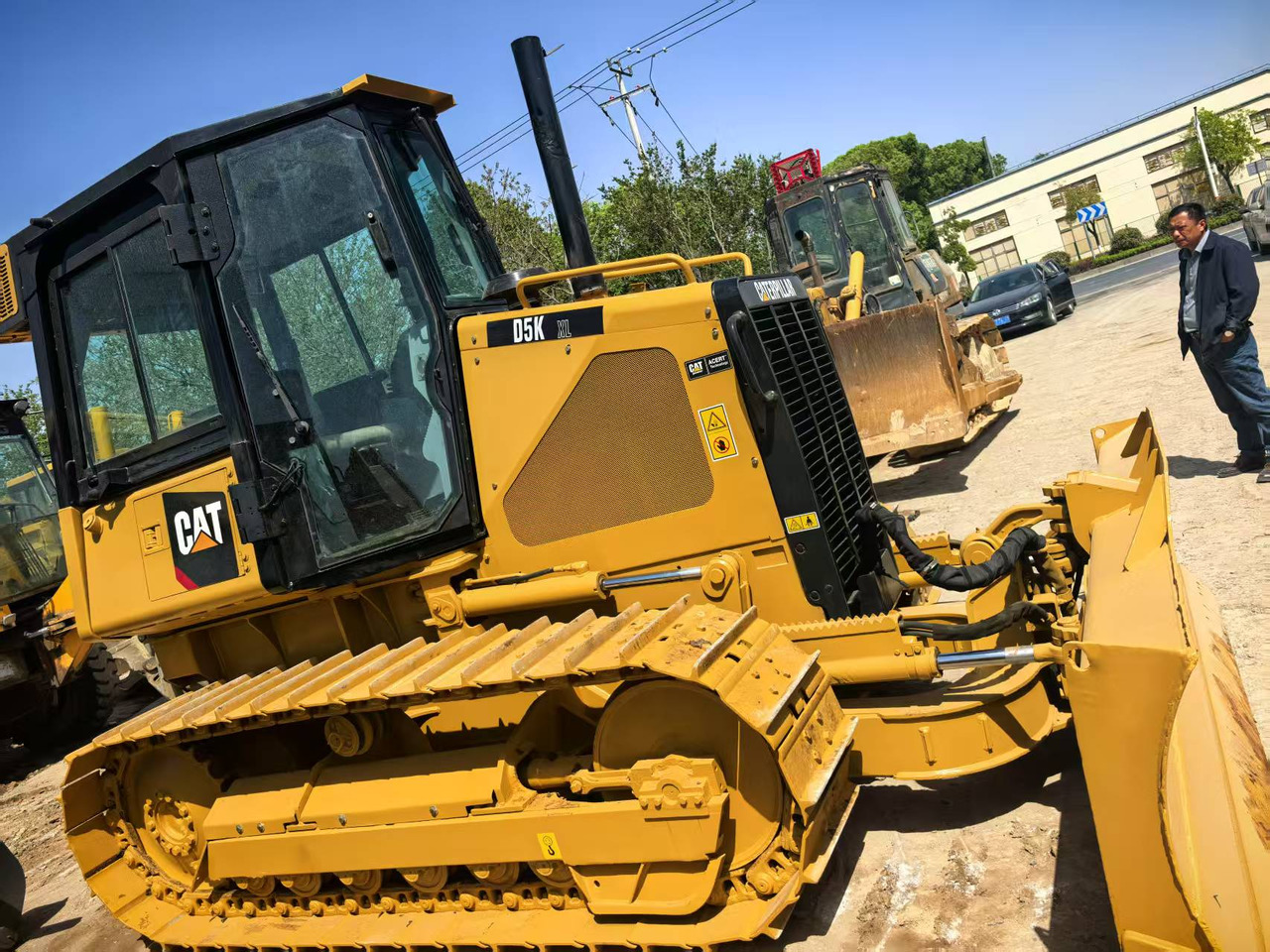 CATERPILLAR D5K LGP - Bulldozer: photos 1 CATERPILLAR D5K LGP - Bulldozer: photos 1