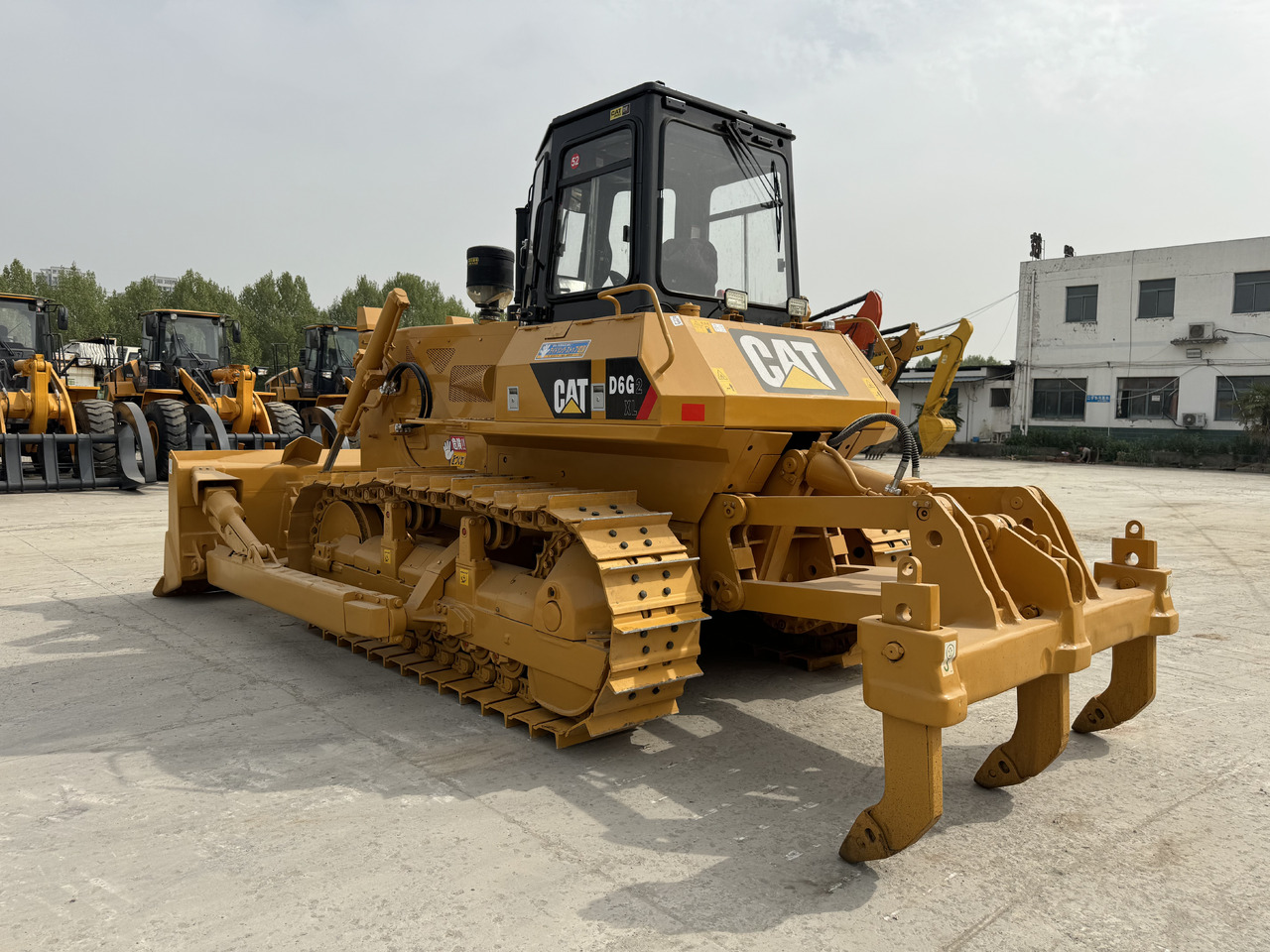 Bulldozer CATERPILLAR D6G CAT: photos 1