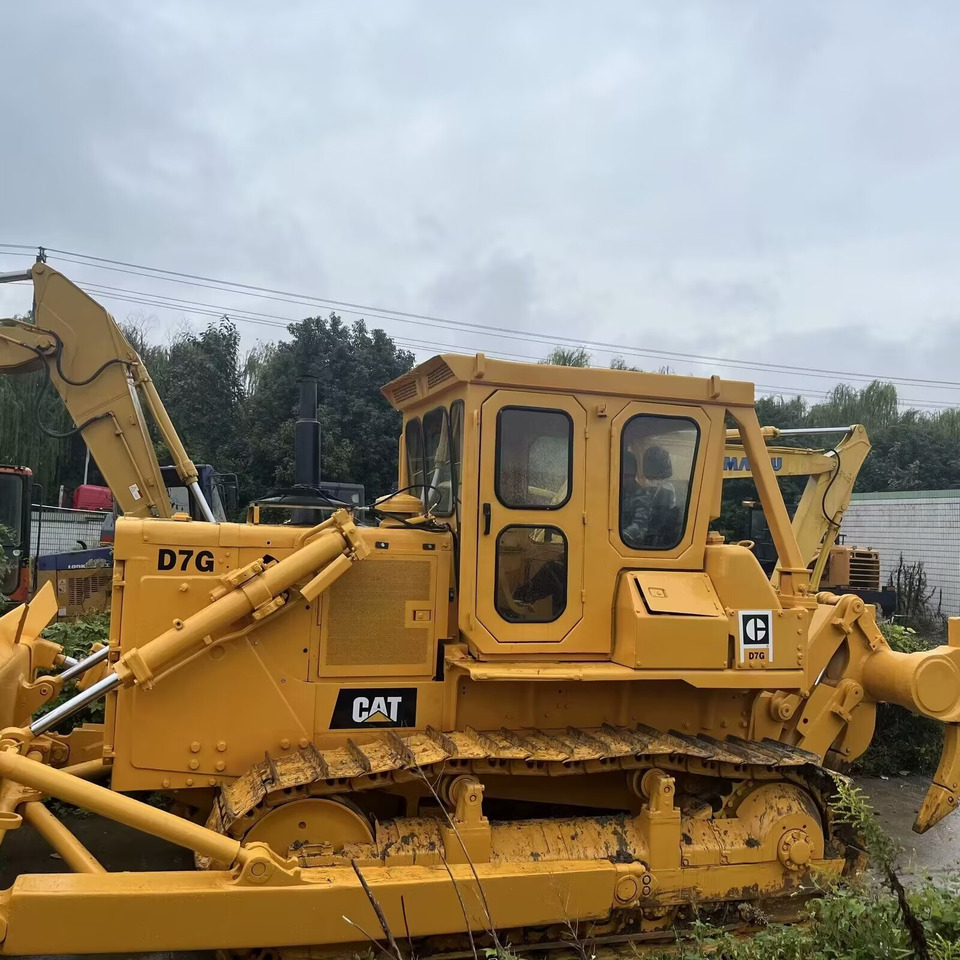 CATERPILLAR D7G CAT D 7 G - Bulldozer: photos 1 CATERPILLAR D7G CAT D 7 G - Bulldozer: photos 1