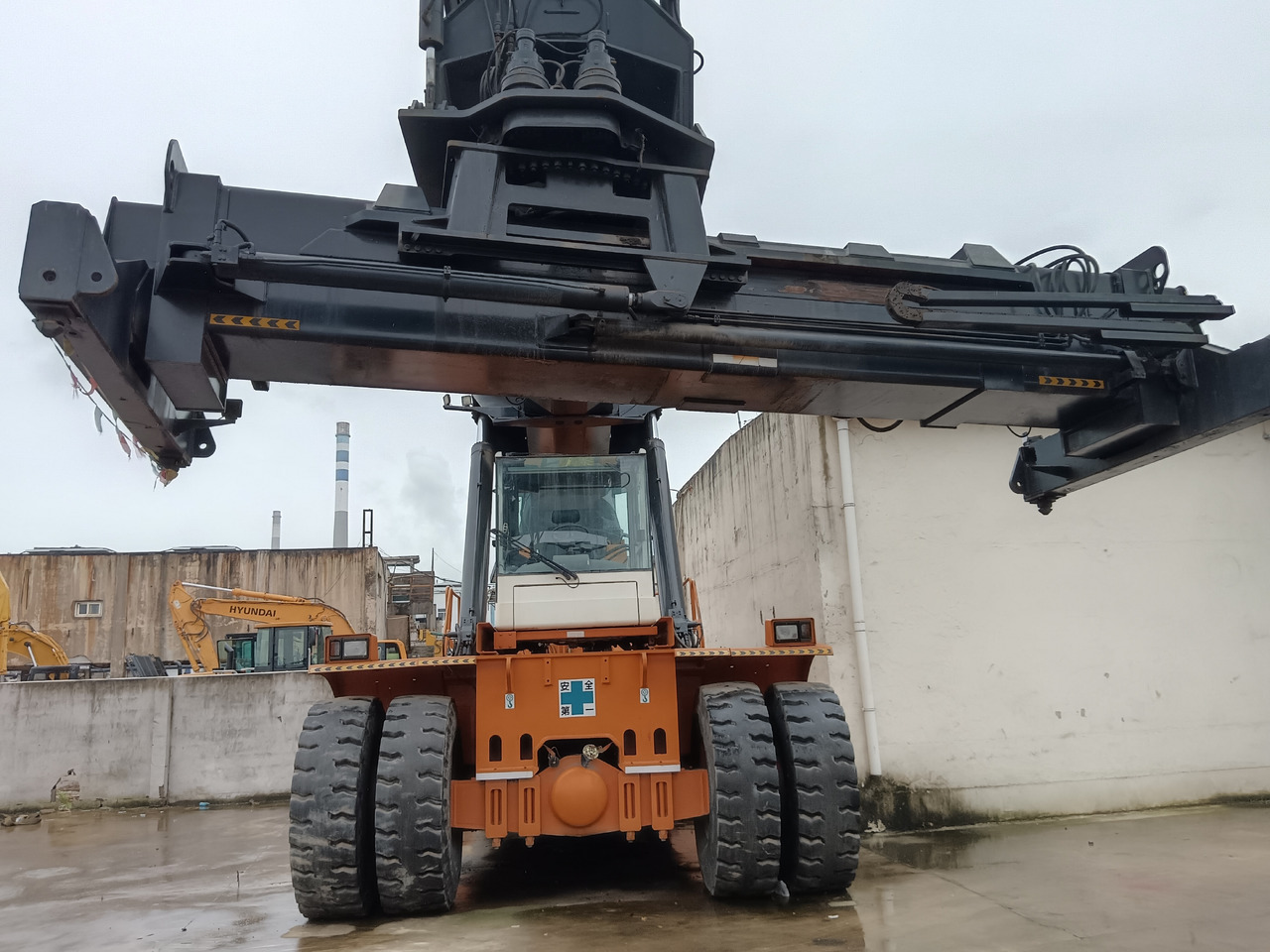 CVS FERRARRI 278 F278.6 - Reach stacker: photos 3 CVS FERRARRI 278 F278.6 - Reach stacker: photos 3