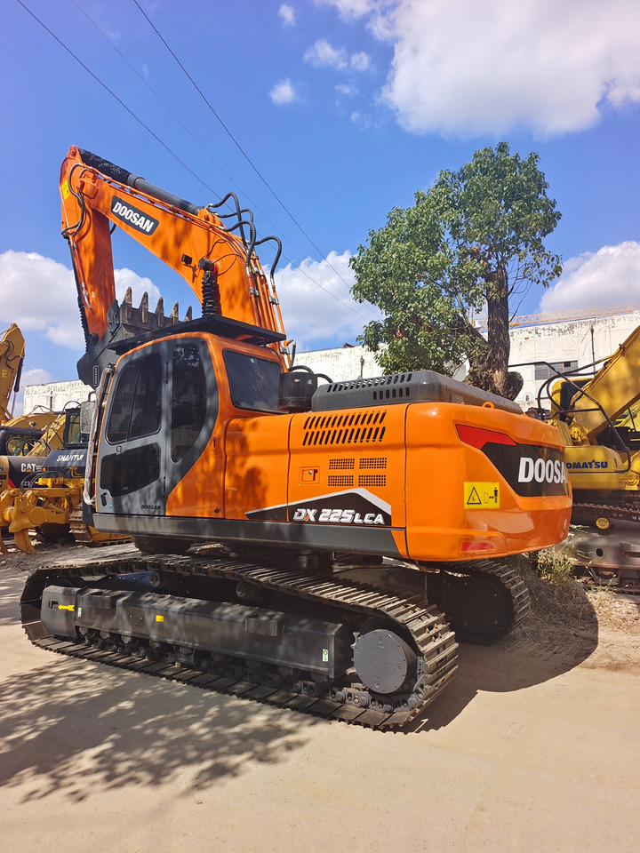 DOOSAN DX225 LCA DX 225 LC - 9C - Pelle sur chenille: photos 1 DOOSAN DX225 LCA DX 225 LC - 9C - Pelle sur chenille: photos 1