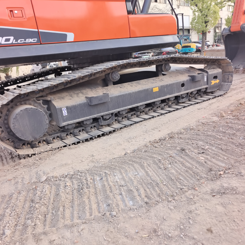 DOOSAN DX300LC-9C - Pelle sur chenille: photos 4 DOOSAN DX300LC-9C - Pelle sur chenille: photos 4