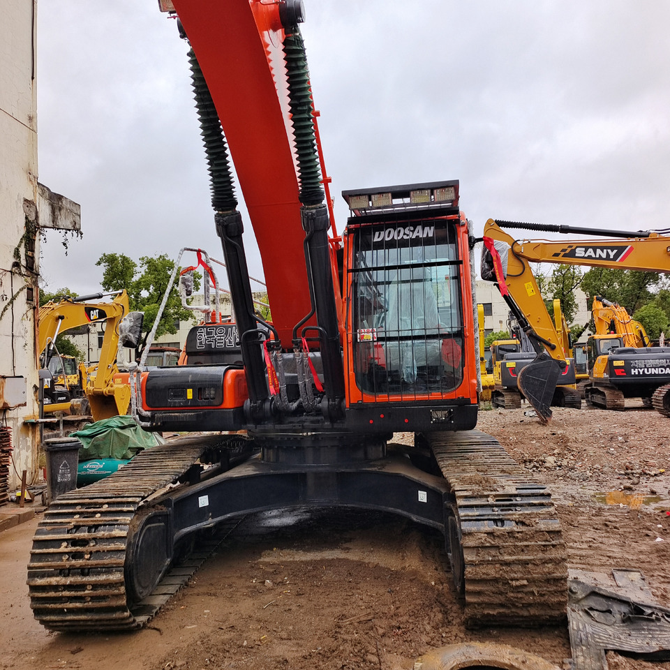 DOOSAN DX340 LCA DX 340 LC-9C - Pelle sur chenille: photos 1 DOOSAN DX340 LCA DX 340 LC-9C - Pelle sur chenille: photos 1